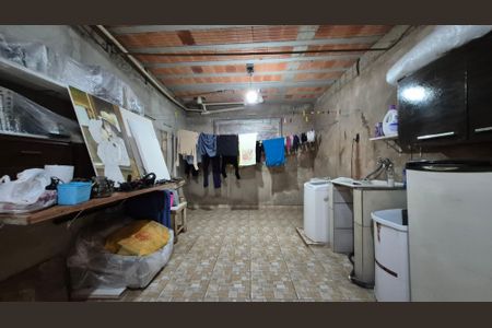 Casa à venda com 191m², 2 quartos e 1 vaga Casa à venda com 191m², 2 quartos e 1 vagaArea de serviço