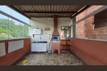 Casa à venda com 191m², 2 quartos e 1 vaga Casa à venda com 191m², 2 quartos e 1 vagaChurrasqueira