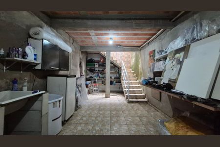 Casa à venda com 191m², 2 quartos e 1 vaga Casa à venda com 191m², 2 quartos e 1 vagaArea de serviço