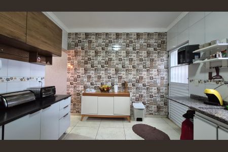 Casa à venda com 191m², 2 quartos e 1 vaga Casa à venda com 191m², 2 quartos e 1 vagaCozinha