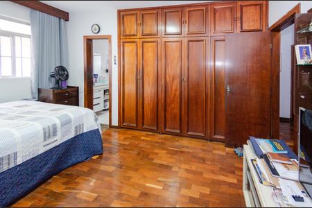Apartamento à venda com 170m², 4 quartos e 2 vagas Apartamento à venda com 170m², 4 quartos e 2 vagasSuíte