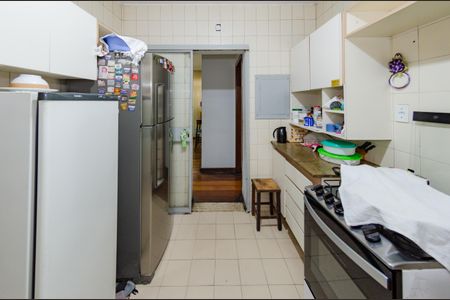 Apartamento à venda com 170m², 4 quartos e 2 vagas Apartamento à venda com 170m², 4 quartos e 2 vagasCozinha