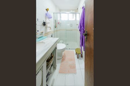 Apartamento à venda com 170m², 4 quartos e 2 vagas Apartamento à venda com 170m², 4 quartos e 2 vagasBanheiro suíte