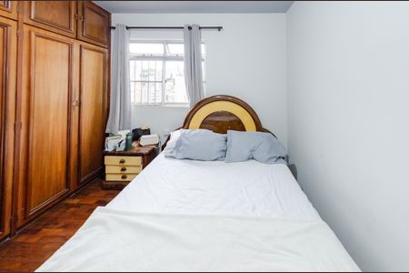 Apartamento à venda com 170m², 4 quartos e 2 vagas Apartamento à venda com 170m², 4 quartos e 2 vagasQuarto 2