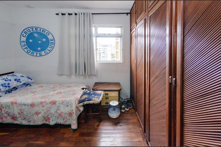 Apartamento à venda com 170m², 4 quartos e 2 vagas Apartamento à venda com 170m², 4 quartos e 2 vagasQuarto 1