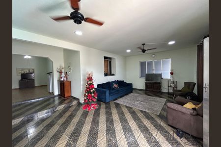 Sala de casa à venda com 4 quartos, 250m² em Higienópolis, Rio de Janeiro