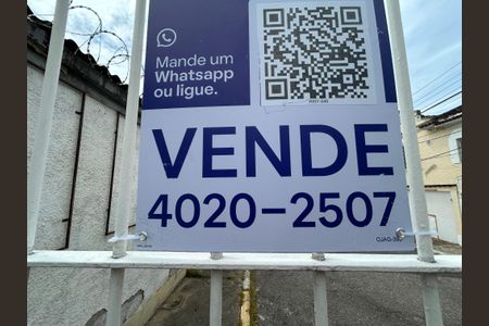 Casa à venda com 250m², 4 quartos e 5 vagasCódigo alpha numérico
