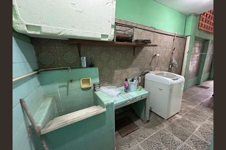 Casa à venda com 250m², 4 quartos e 5 vagasÁrea de Serviço