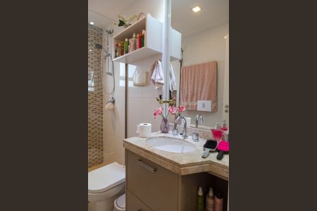 Apartamento à venda com 162m², 3 quartos e 3 vagasBanheiro da Suíte 1