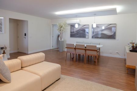 Apartamento à venda com 162m², 3 quartos e 3 vagasSala