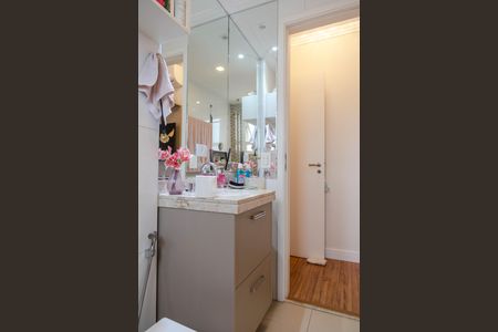 Apartamento à venda com 162m², 3 quartos e 3 vagasBanheiro da Suíte 1