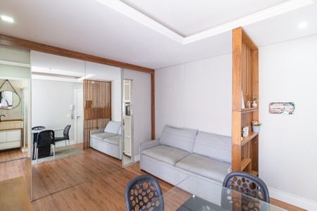Sala de apartamento para alugar com 2 quartos, 65m² em Jardim Santa Tereza, Carapicuíba