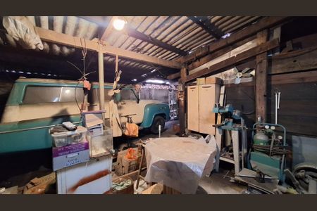 Casa à venda com 350m², 3 quartos e 10 vagas Casa à venda com 350m², 3 quartos e 10 vagasGaragem