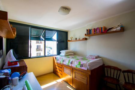 Apartamento para alugar com 176m², 4 quartos e 2 vagasQuarto 4