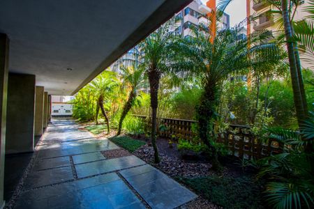 Apartamento para alugar com 176m², 4 quartos e 2 vagasÁrea comum