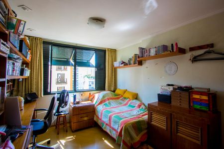 Apartamento para alugar com 176m², 4 quartos e 2 vagasQuarto 3