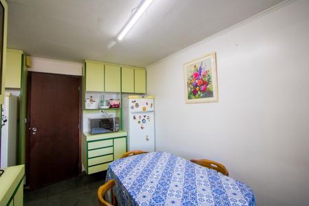 Apartamento para alugar com 176m², 4 quartos e 2 vagasCopa