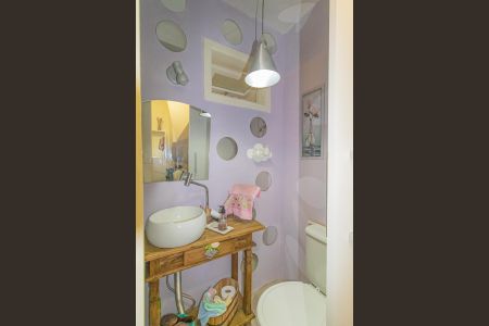 Casa de condomínio para alugar com 95m², 2 quartos e 1 vagaLavabo