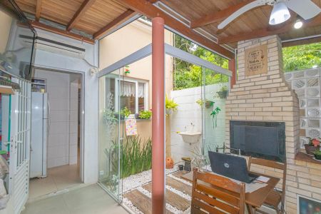 Casa de condomínio para alugar com 95m², 2 quartos e 1 vagaVaranda