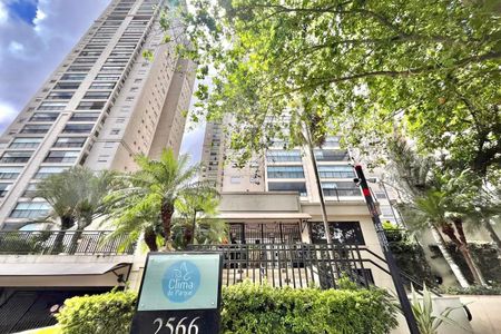 Apartamento à venda com 106m², 3 quartos e 2 vagasFachada