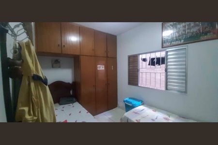 Casa à venda com 158m², 3 quartos e 2 vagasQuarto 1