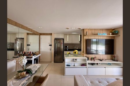 Apartamento à venda com 65m², 2 quartos e 1 vaga Apartamento à venda com 65m², 2 quartos e 1 vagaSala