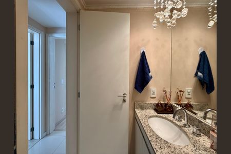 Apartamento à venda com 65m², 2 quartos e 1 vaga Apartamento à venda com 65m², 2 quartos e 1 vagaBanheiro Social