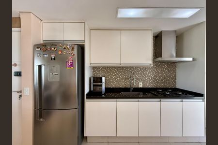 Apartamento à venda com 65m², 2 quartos e 1 vaga Apartamento à venda com 65m², 2 quartos e 1 vagaCozinha