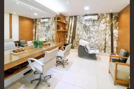 Apartamento à venda com 65m², 2 quartos e 1 vaga Apartamento à venda com 65m², 2 quartos e 1 vagaEspaço Beleza