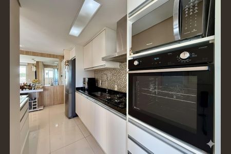 Apartamento à venda com 65m², 2 quartos e 1 vaga Apartamento à venda com 65m², 2 quartos e 1 vagaCozinha