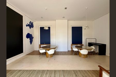 Apartamento à venda com 65m², 2 quartos e 1 vaga Apartamento à venda com 65m², 2 quartos e 1 vagaCoworking