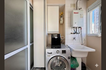 Apartamento à venda com 65m², 2 quartos e 1 vaga Apartamento à venda com 65m², 2 quartos e 1 vagaÁrea de Serviço