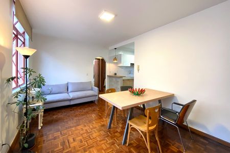 Sala de apartamento para alugar com 2 quartos, 74m² em Nova Floresta, Belo Horizonte