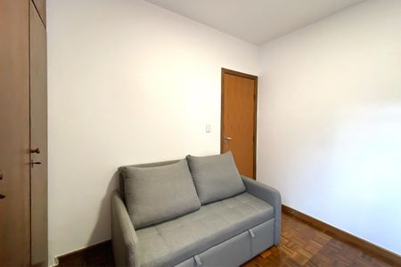 Quarto 2 de apartamento para alugar com 2 quartos, 74m² em Nova Floresta, Belo Horizonte