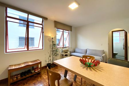 Sala de apartamento para alugar com 2 quartos, 74m² em Nova Floresta, Belo Horizonte