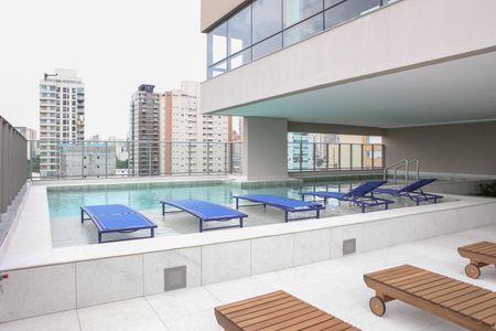 Studio à venda com 27m², 1 quarto e sem vagaÁrea comum - Piscina