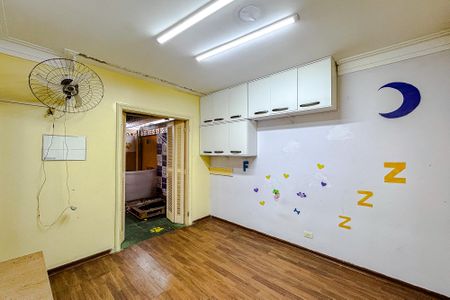 Casa à venda com 280m², 3 quartos e 1 vagaQuarto 1 - Suíte