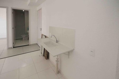 Apartamento para alugar com 37m², 2 quartos e sem vaga