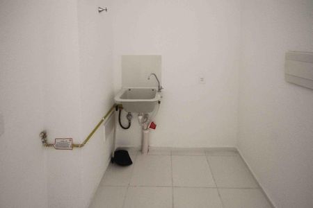 Apartamento para alugar com 37m², 2 quartos e sem vaga