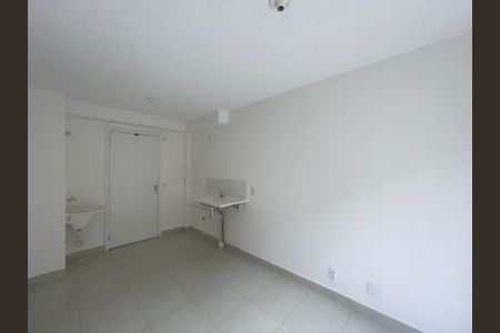 Apartamento para alugar com 32m², 2 quartos e sem vaga Apartamento para alugar com 32m², 2 quartos e sem vagaSala e Cozinha