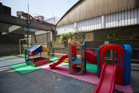 Apartamento para alugar com 74m², 3 quartos e 1 vagaÁrea comum - Playground