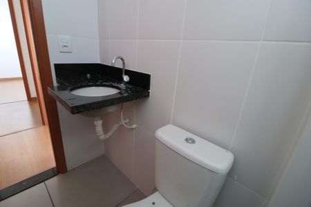 Apartamento para alugar com 56m², 2 quartos e 1 vagaBanheiro do Quarto 2