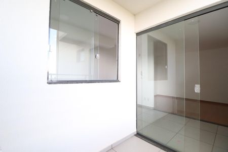 Apartamento para alugar com 56m², 2 quartos e 1 vagaSacada