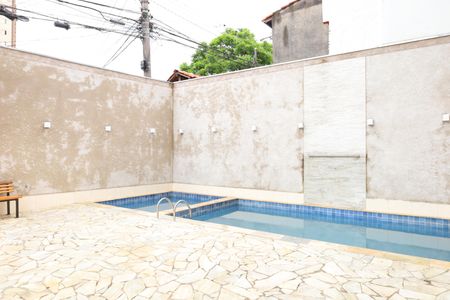 Apartamento à venda com 40m², 2 quartos e 1 vagaÁrea comum - Piscina