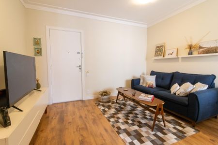 Sala de apartamento à venda com 1 quarto, 49m² em Cambuí, Campinas