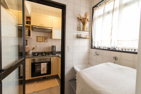 Apartamento à venda com 49m², 1 quarto e 1 vagaCozinha e Área de Serviço