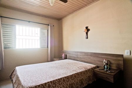 Casa à venda com 247m², 3 quartos e 2 vagas