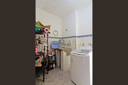 Casa à venda com 247m², 3 quartos e 2 vagas