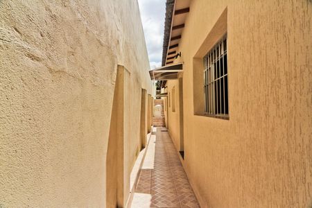 Casa à venda com 247m², 3 quartos e 2 vagas