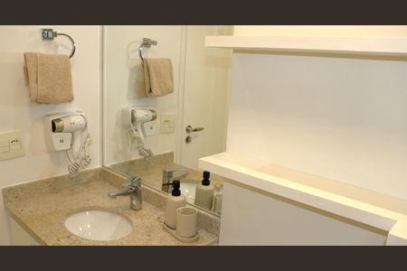 Studio à venda com 34m², 1 quarto e sem vagaBanheiro